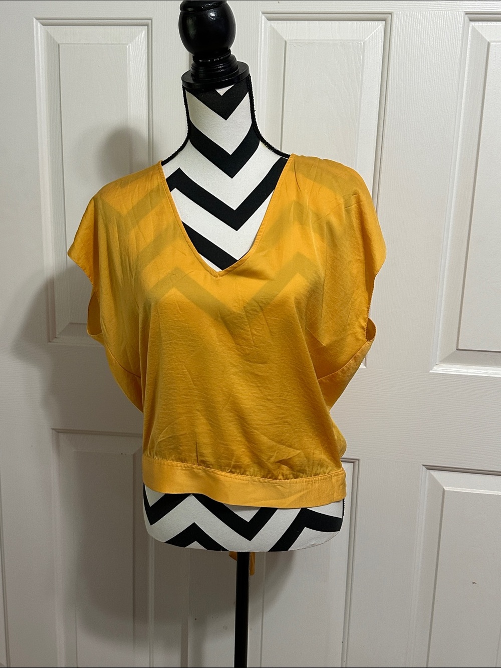 Gentle Fawn Mustard Yellow V-Neck Flutter Sleeve Tie Back Top